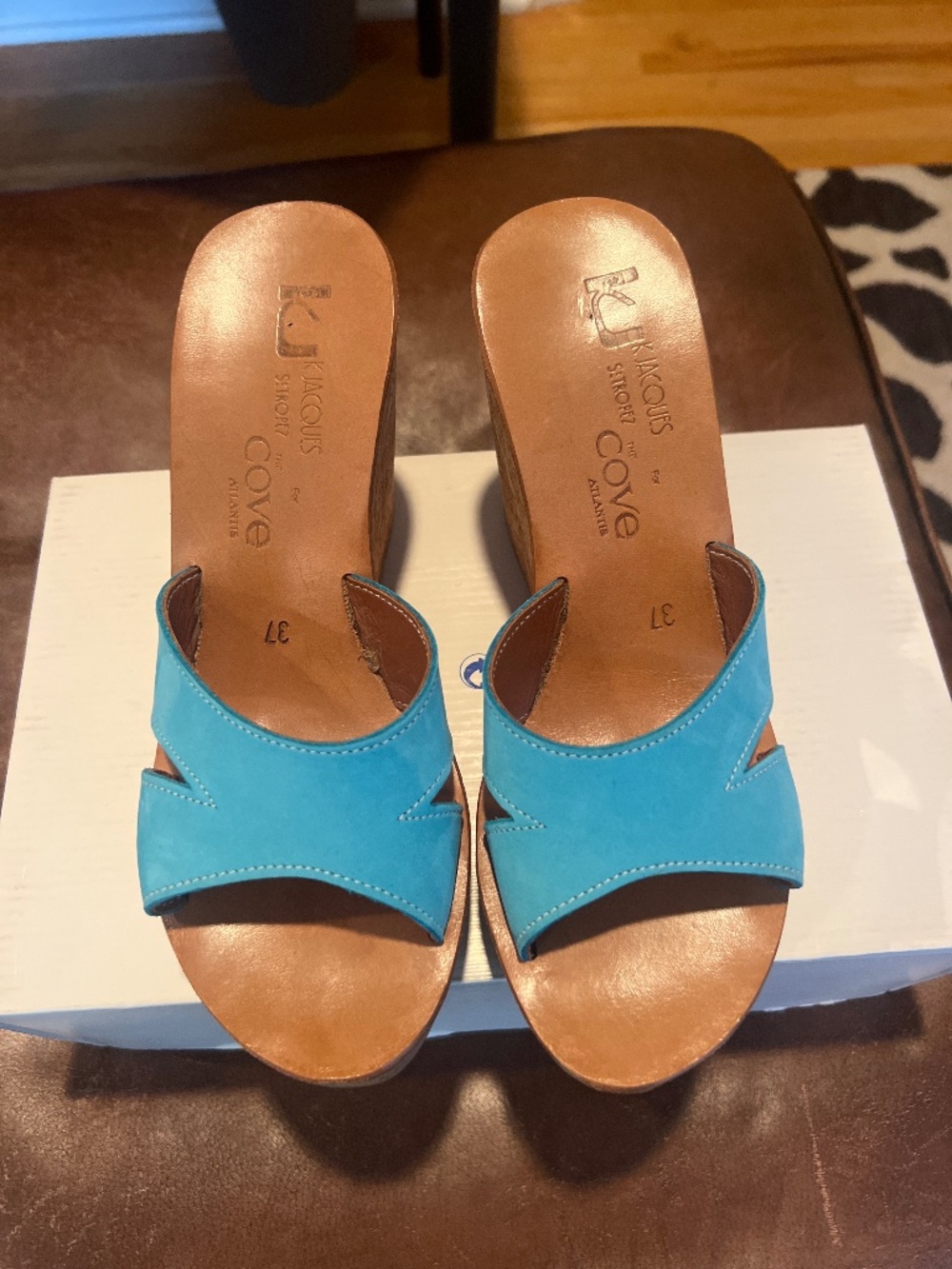 Wedge sandals